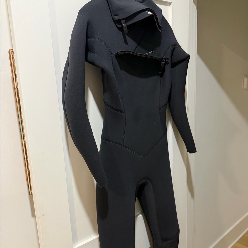 Billabong Black 3/2 Wetsuit